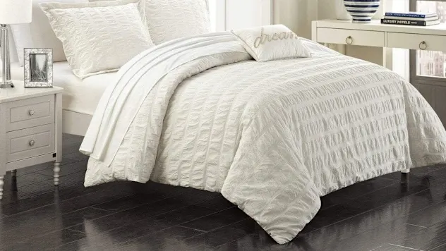Chic Home Millbury 4-Piece King Duvet Set