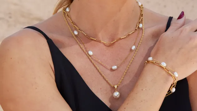 Savvy Cie 7-Piece Genuine Pearl Jewelry Set with Travel Bag