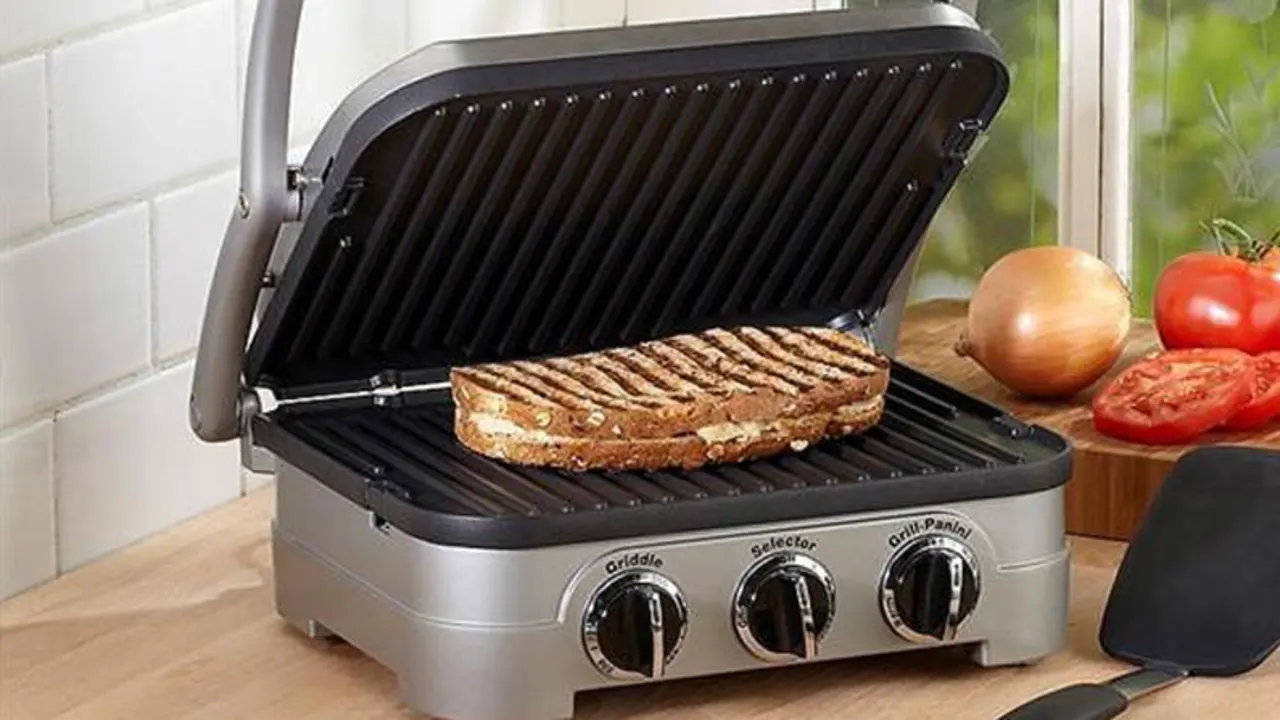 Cuisinart Griddler Indoor Grill, Griddle and Panini Press