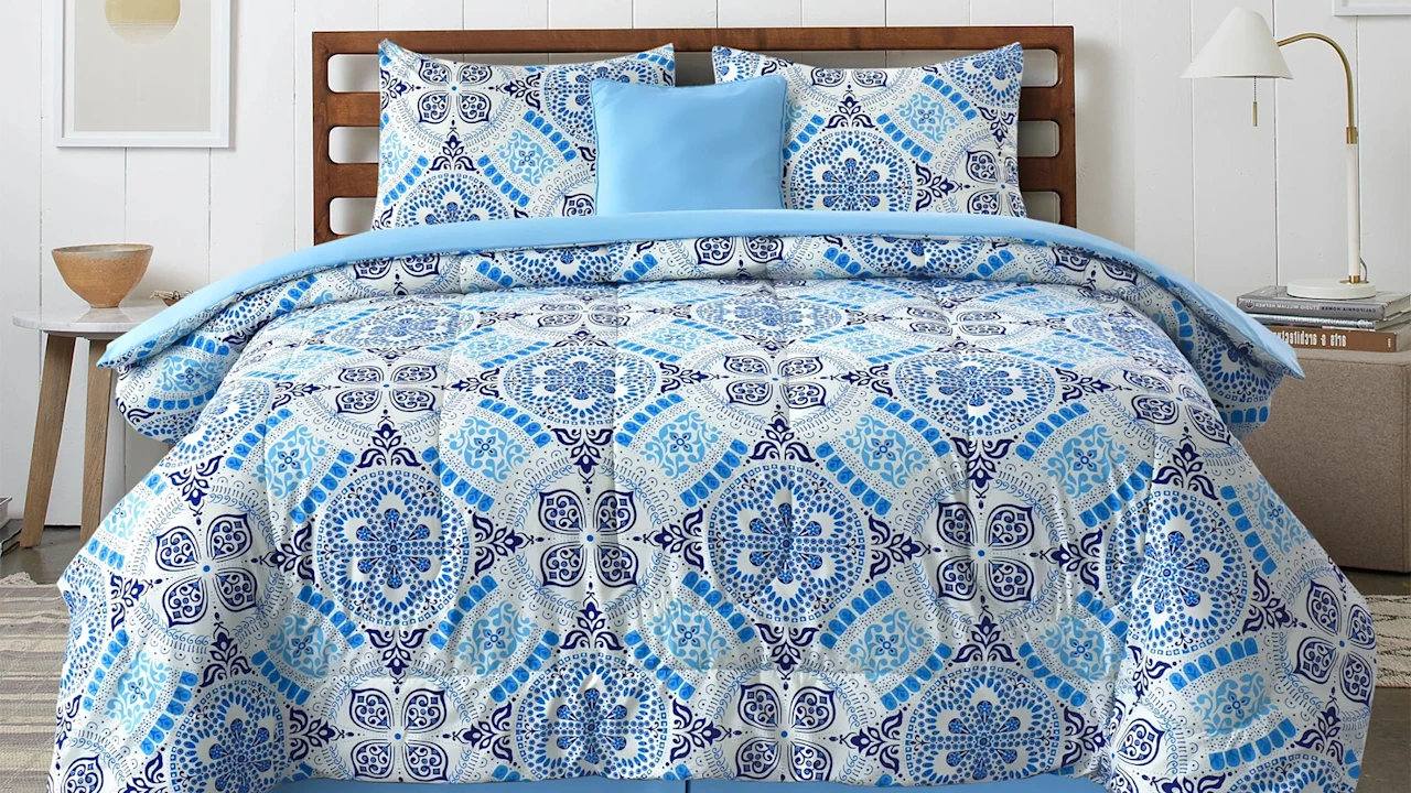 Hannah Linen 5-Piece Printed Reversible Comforter Set