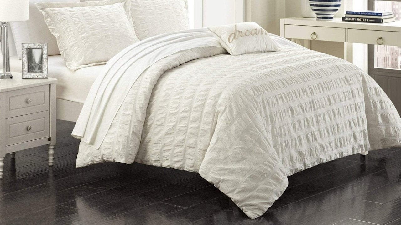 Chic Home Millbury 4-Piece King Duvet Set