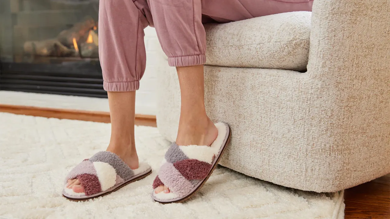Feelgoodz Women's Equinox Sherpa Slippers