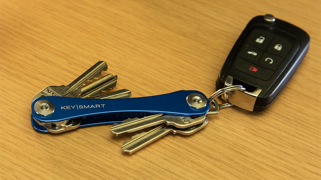 3-Pack: KeySmart Original Compact Key Holder