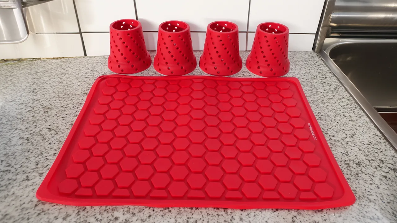7-Piece JoyJolt Tumblers & Improvements Bottle Drying Set