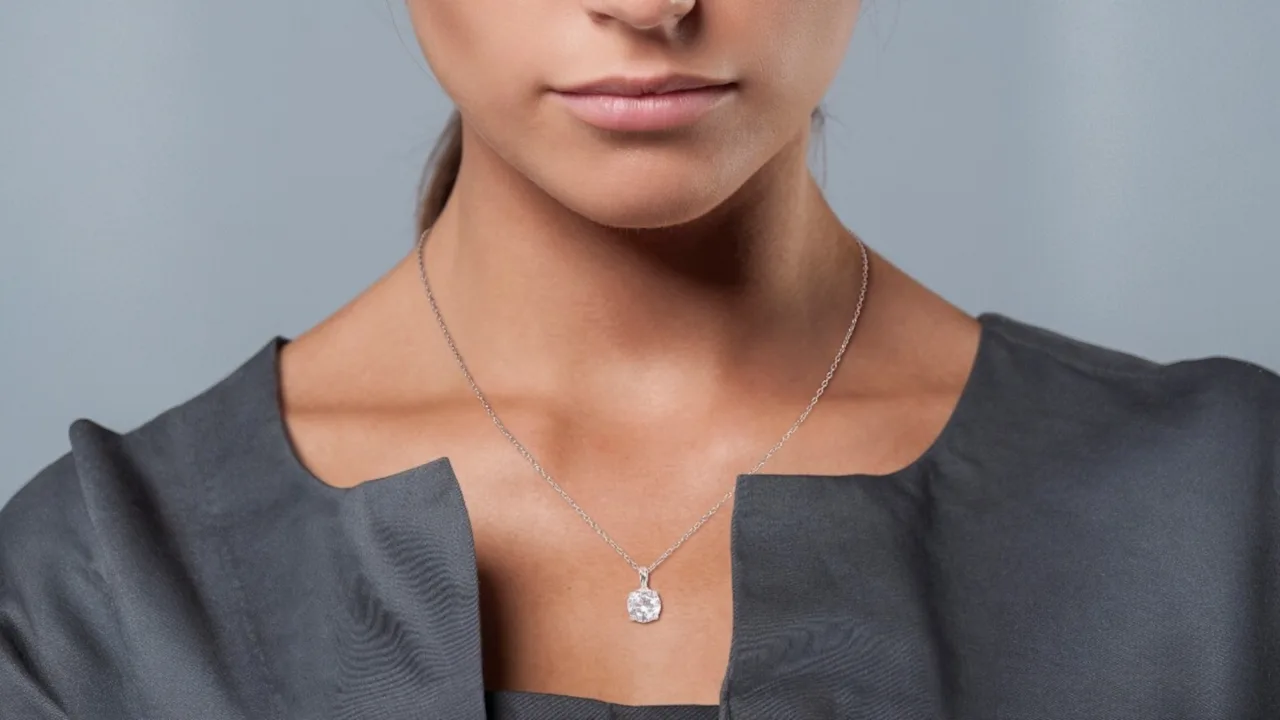 The White Sapphire Heart Pendant