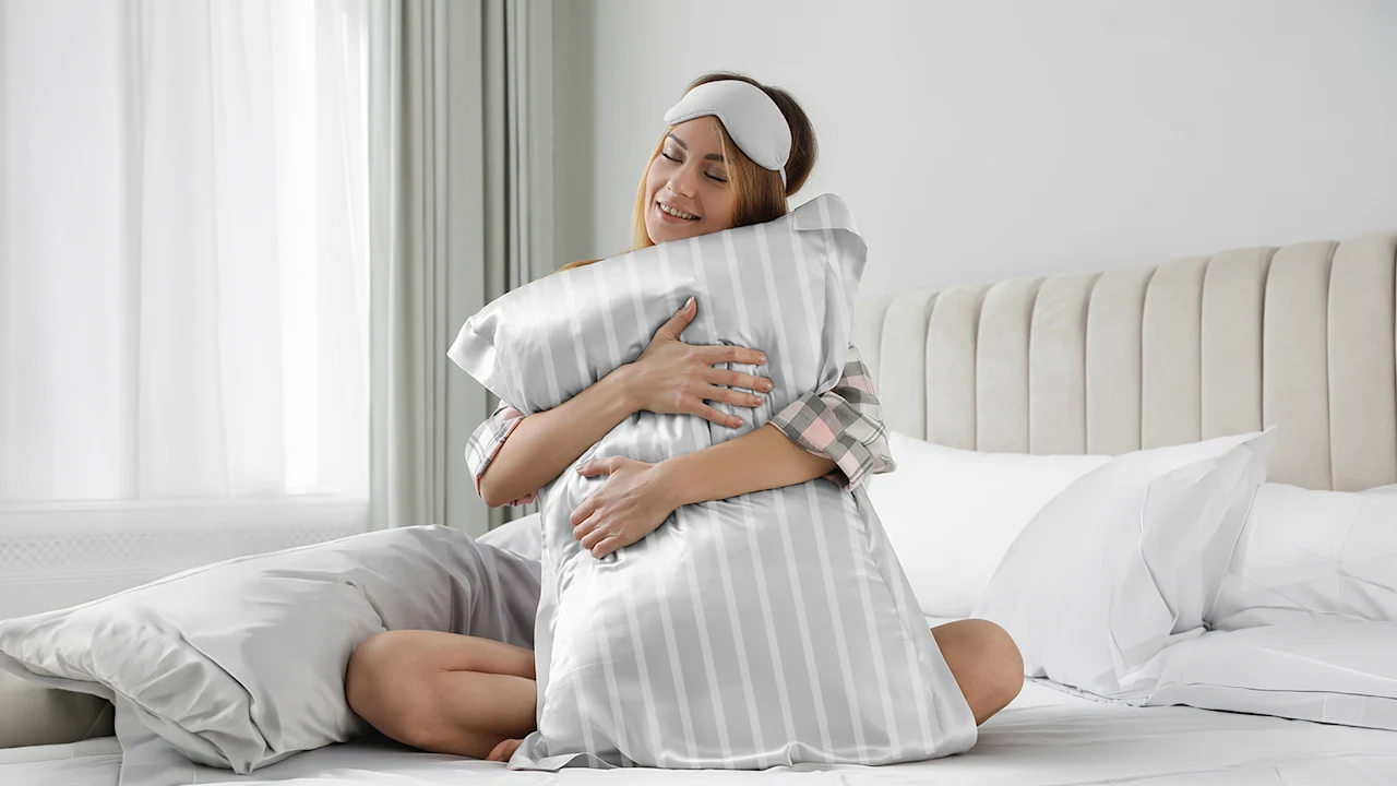 Seeboo 5-Piece Silky Satin Sleep Set