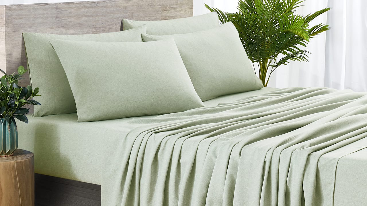 Bibb Home 6-Piece Rayon From Bamboo Chambray 2000 Thread Count SnugGrip Sheets