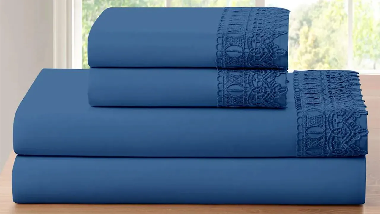 Bamboo Comfort 1800 Thread Count 4-Piece Lace Crochet Embroidered Sheet Set