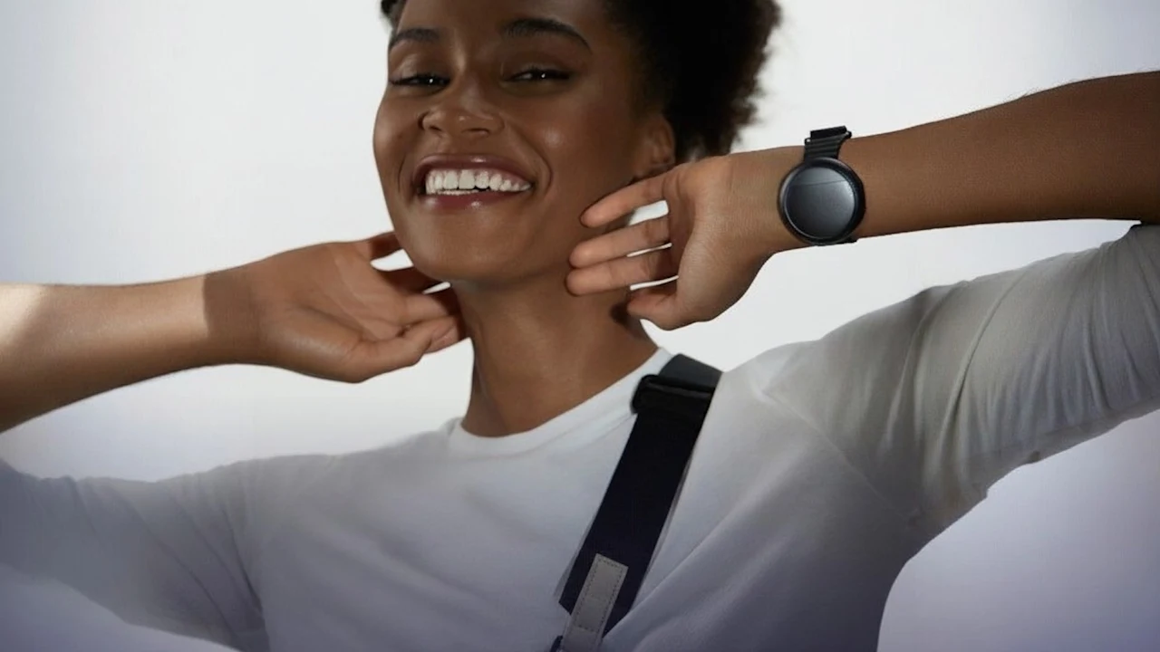 The Personal Climate Control Wristband