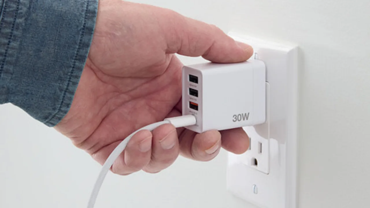 2-Pack: Verbatim 30W 4-Port USB Wall Chargers