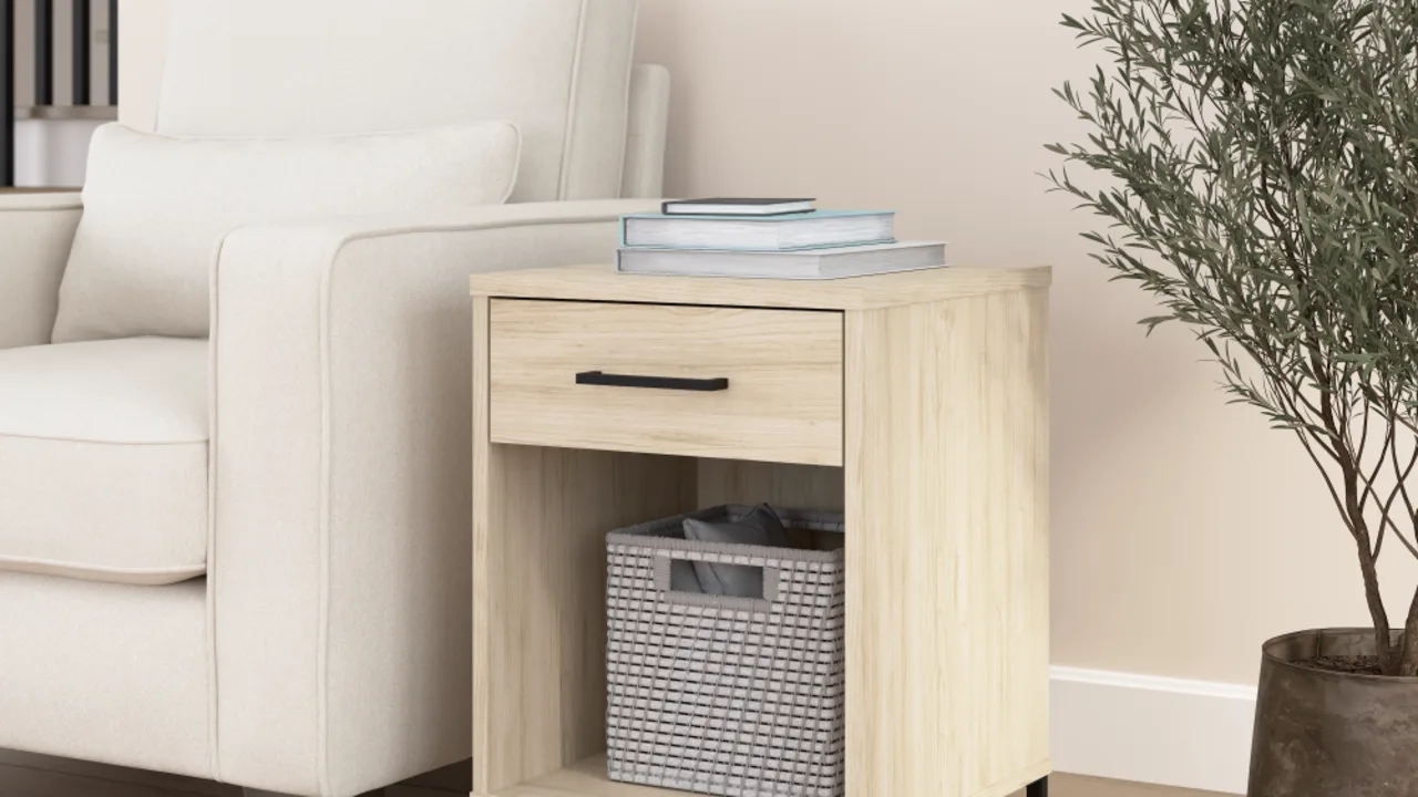 Essence End Table