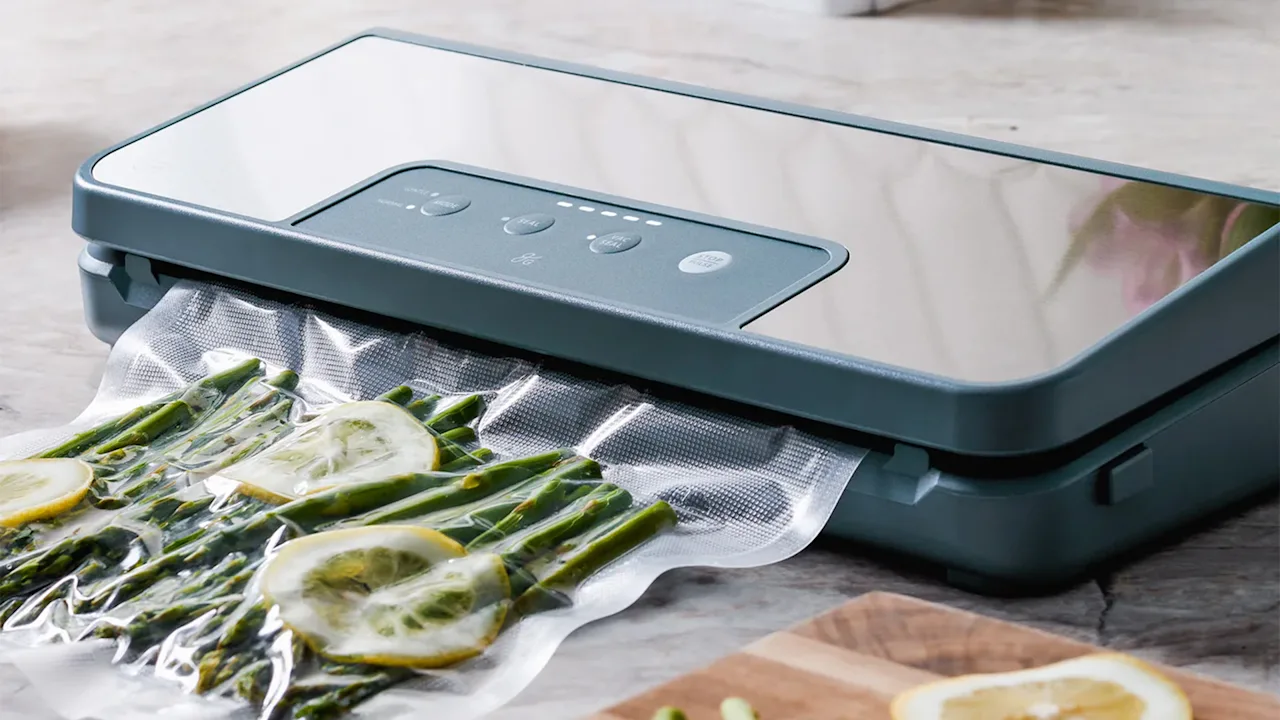 Greater Goods Food Vacuum Sealer with 13 Bag Rolls