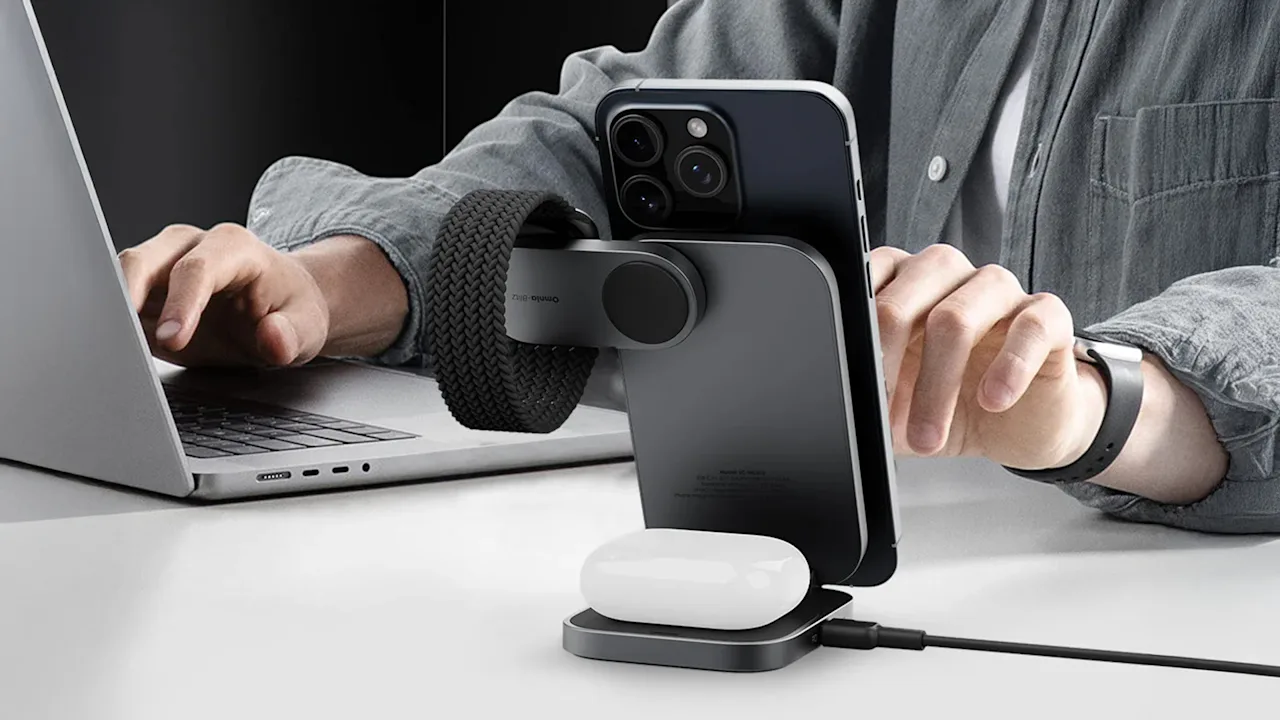 Aukey MagFusion Z 3-in-1 Qi2 Foldable Magnetic Charging Station