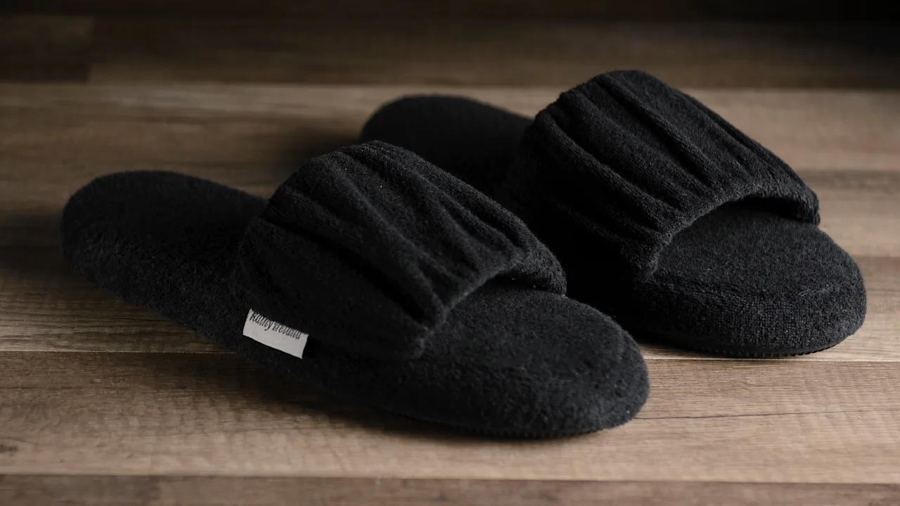 Kathy Ireland Jasmine Slide Slippers