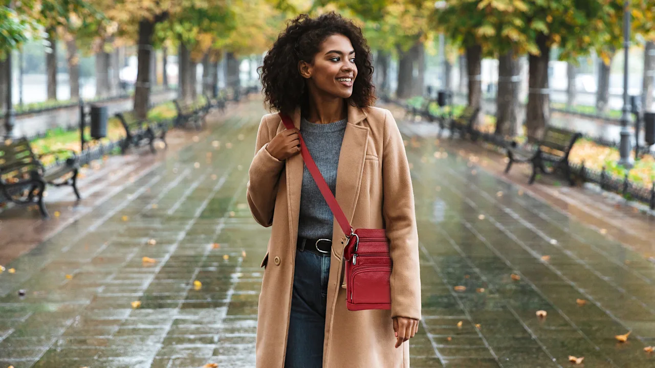 Steeltime Leather Pocketed Crossbody Bag