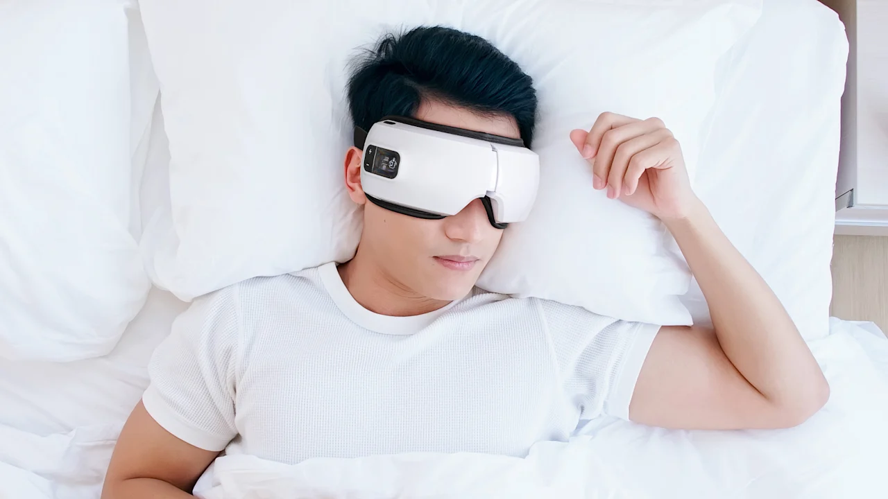 The Tension-Relieving Portable Eye Massager
