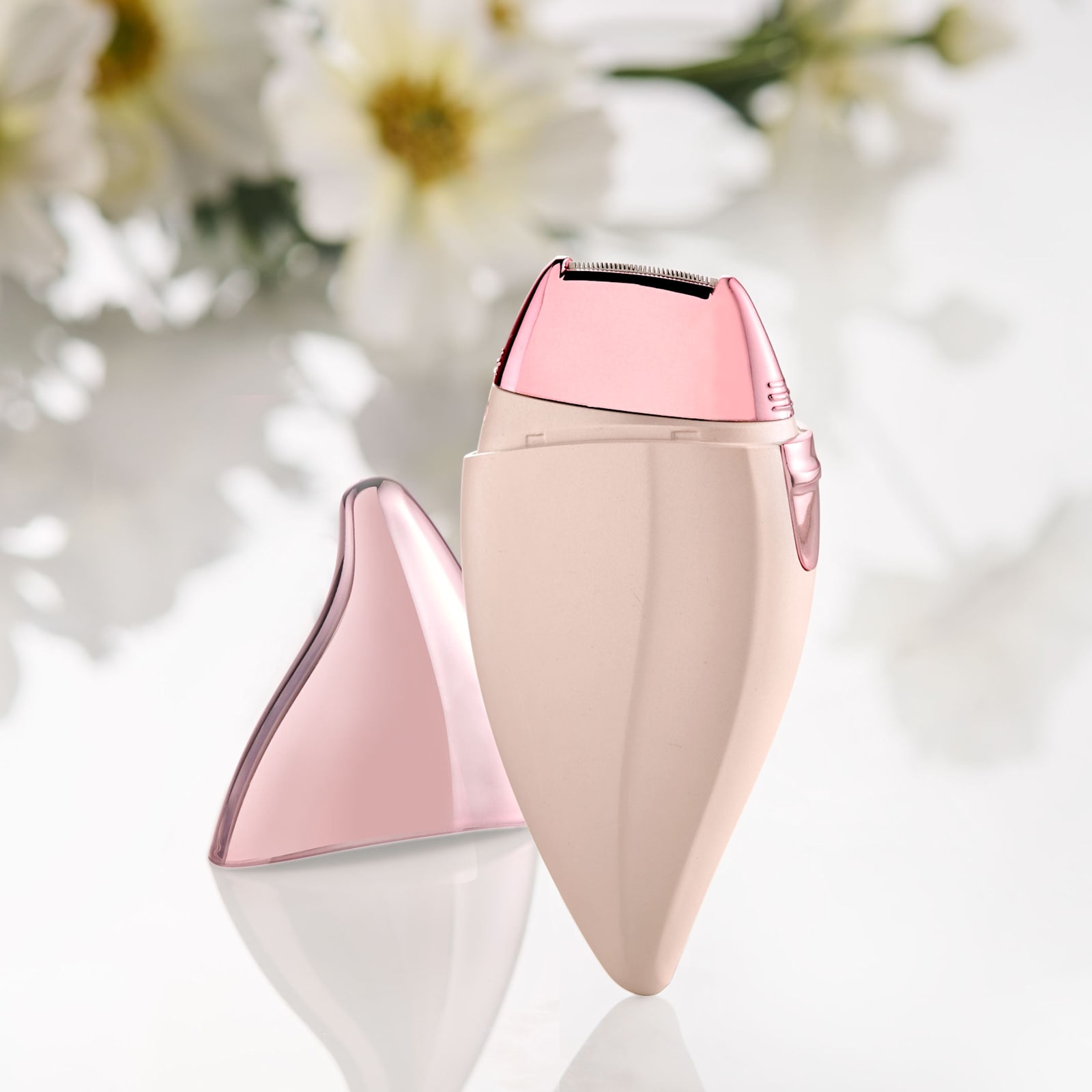 The Ladies Travel Shaver