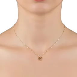 Collar Inicial Con Punto De Esmalte LOREN + OLIVIA