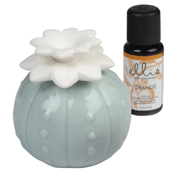 Ellia Porcelain Aromatherapy Diffuser with Essential Oil