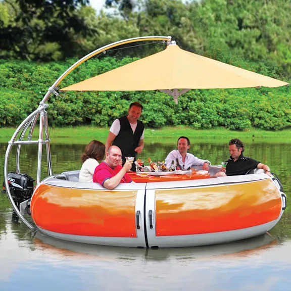 The Barbecue Dining Boat