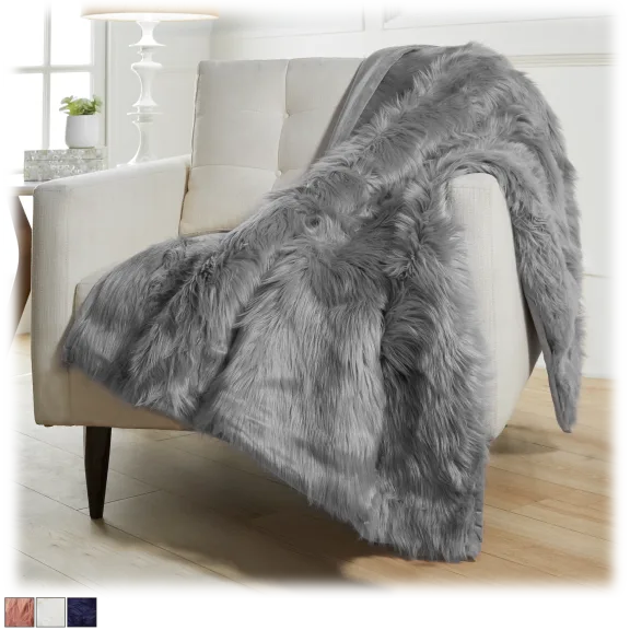 August & Leo Luxe Faux Fur Throw/Blanket