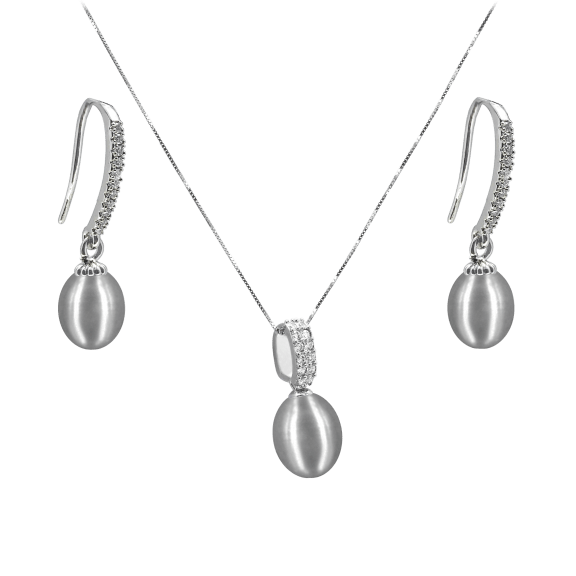 Pacific Pearls 18K Gold Diamond Drop Earrings and Pendant Set