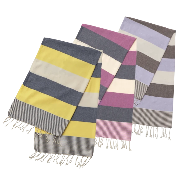 Enchante Home Turkish Cotton Beach Towel in "Flora Pestemal"