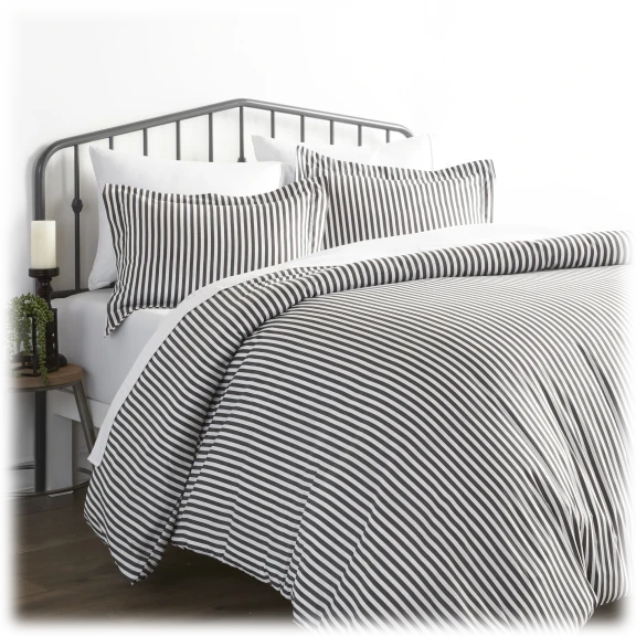 Cloth and Gable Premium Ultra Soft Ribbon Pattern 3-Piece Duvet Cover Set