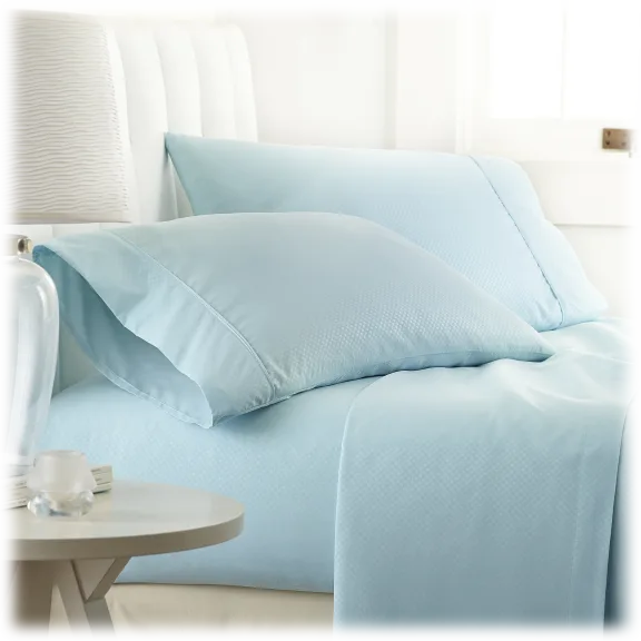 Cloth And Gable Premium Checkered Embossed 4-Piece Bed Sheet Set