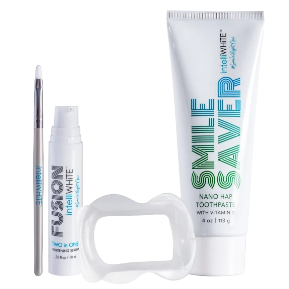 Intelliwhite Fusion 2-in-1 Whitening Serum with Smile Saver