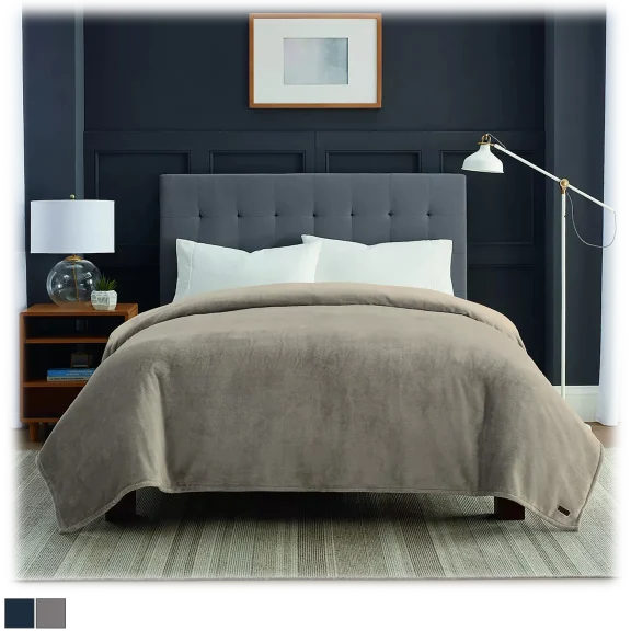 Columbia Plush Throw Blanket