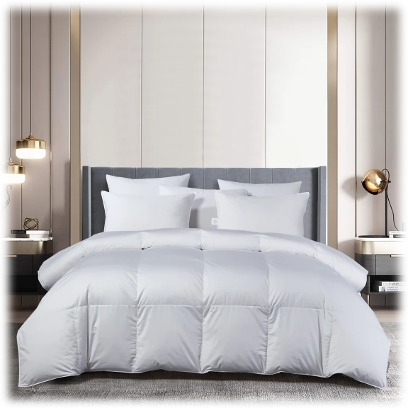 Beautyrest 400-Thread Count Sateen Cotton European Goose Down Comforter