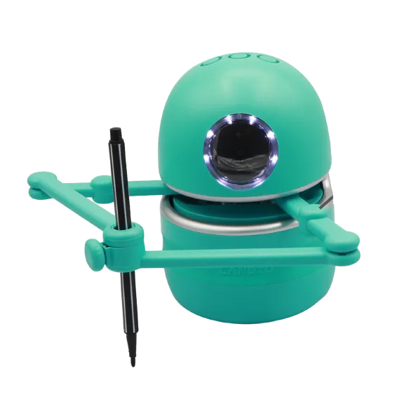 The Quincy Voice-Interactive Robot Artist