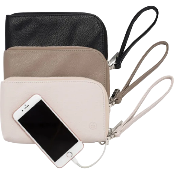 Chic Buds 2,200mAh Skyler Charge-N-Go Clutch