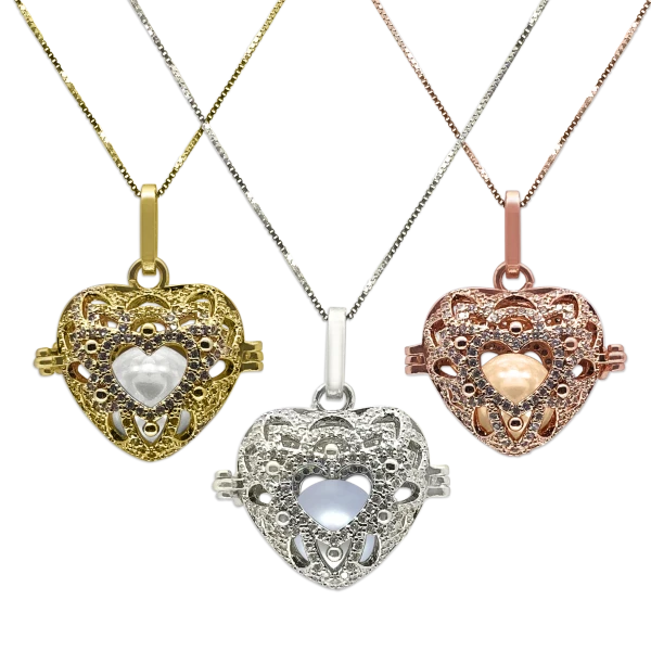 ROYAL FALLS COLLECTION En Mi Corazón Gold Diamond Pavé Pearl Locket Pendant