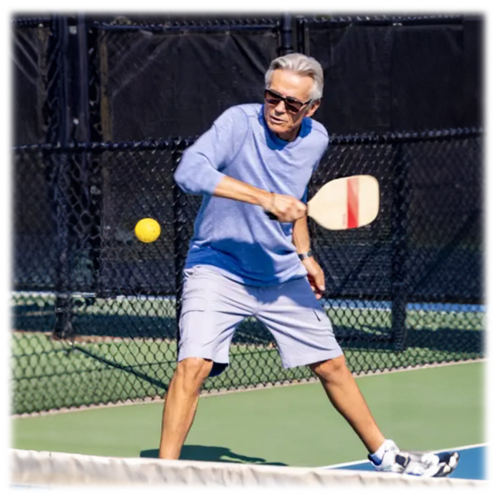 Lightweight triple-layered poplar wood & moisture-wicking handles allow for comfortable play