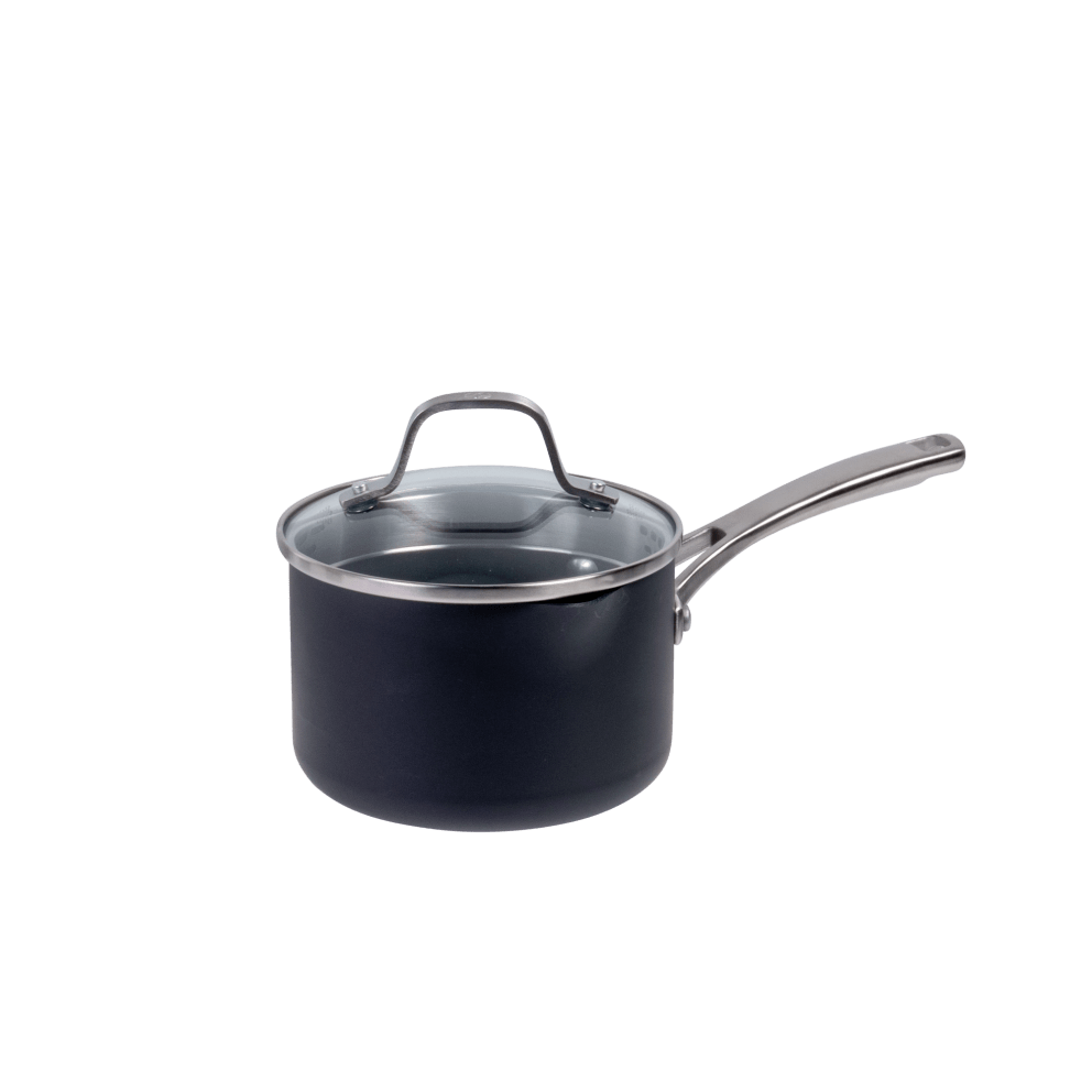 1 1/2 quart saucepan with cover