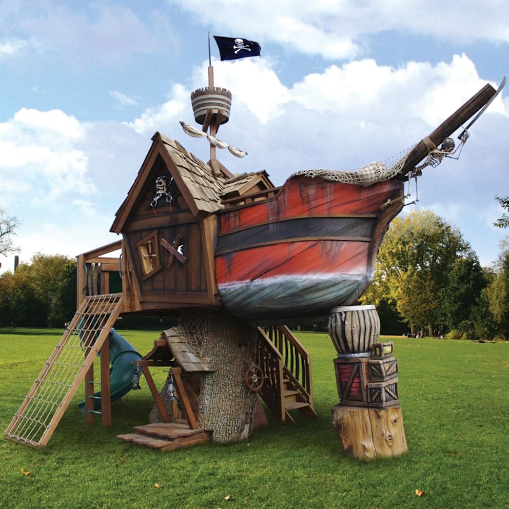 The Scallywag Sloop Treehouse