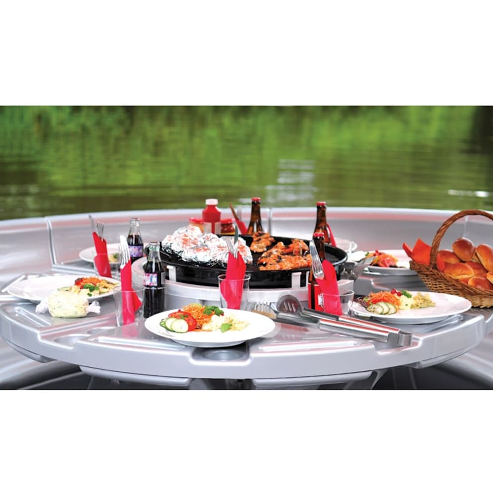 The Barbecue Dining Boat