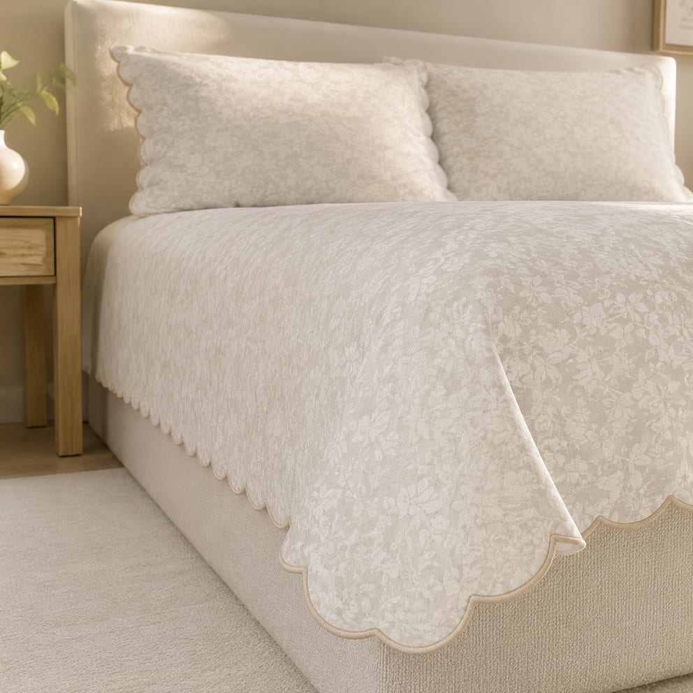 Classic Scalloped Border Enhances the Bed with Sophisticated Style