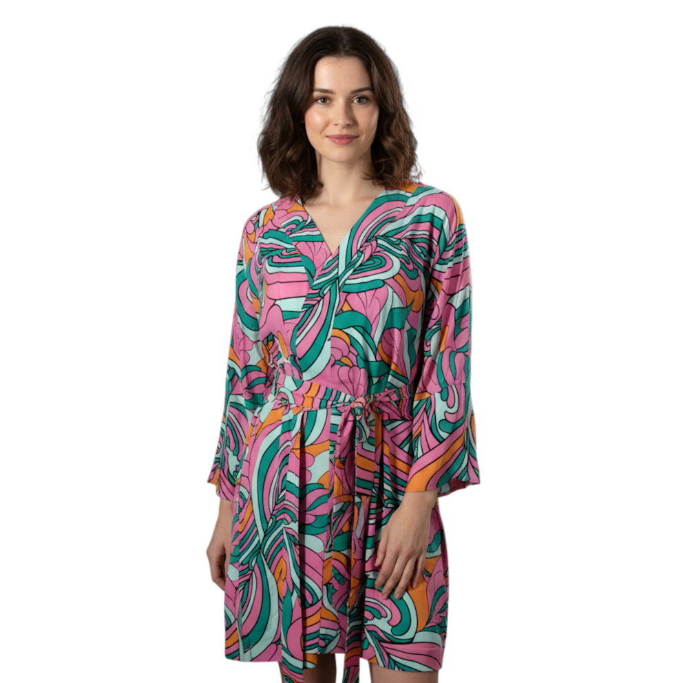  Available in two colors