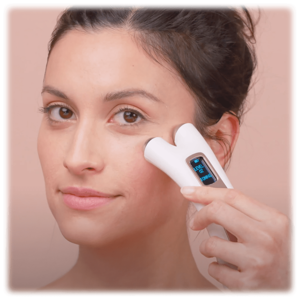 Accentuate cheekbones and get a full-face treatment in 15 minutes
