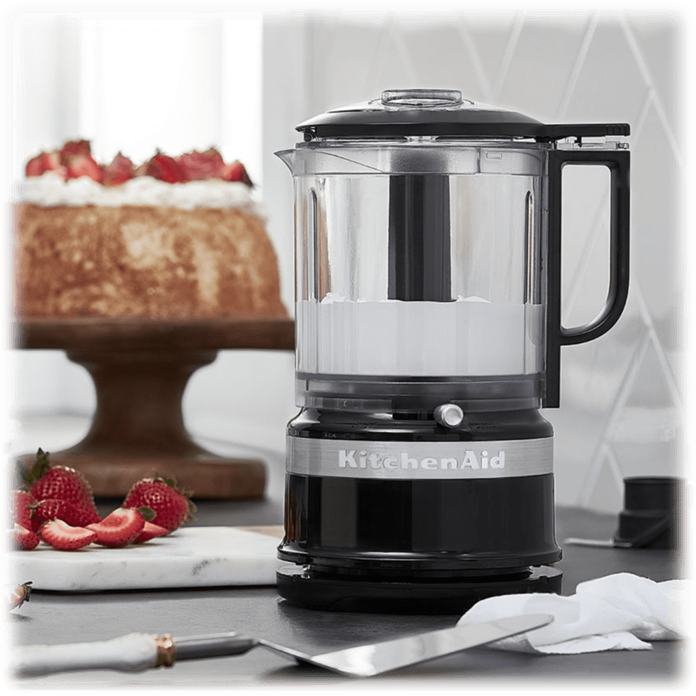 Chop, mix & puree from coarse to fine with the stainless steel multi-purpose blade