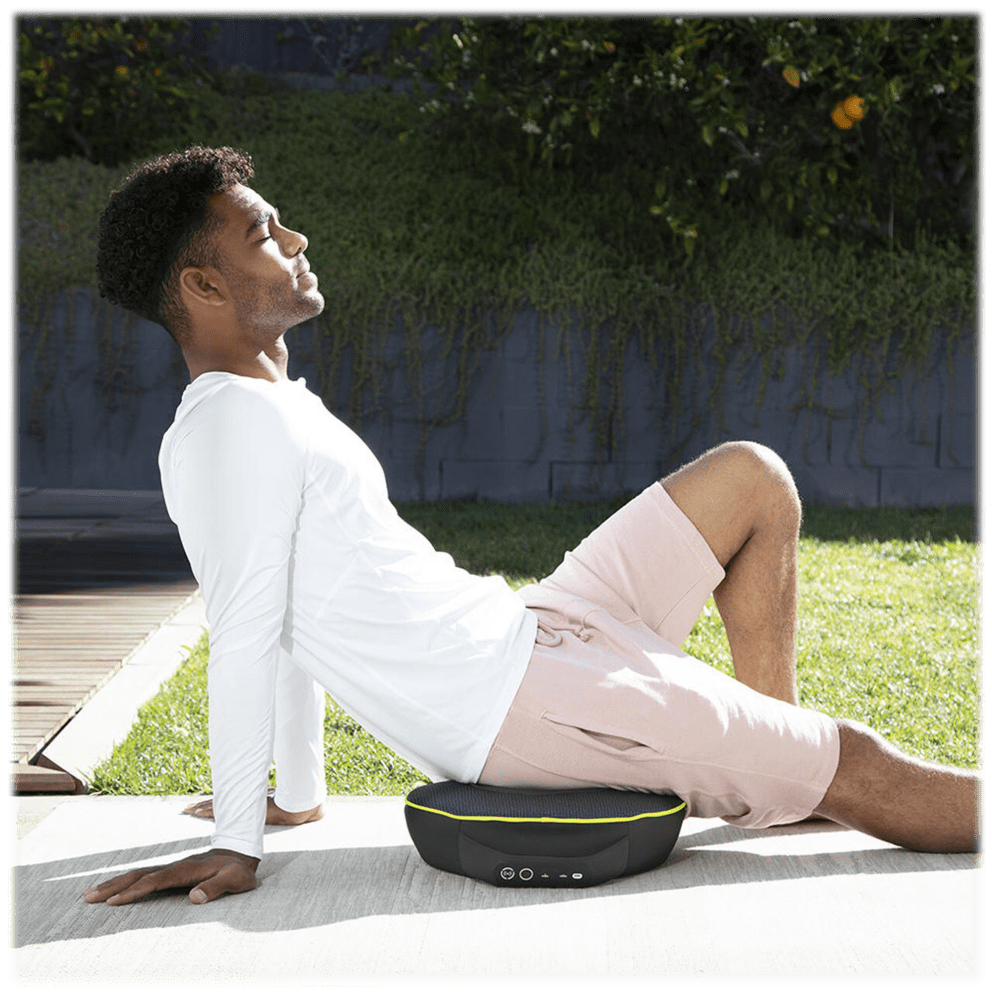 Built-in heat function enhances muscle relaxation & promotes circulation for added comfort & rejuvenation