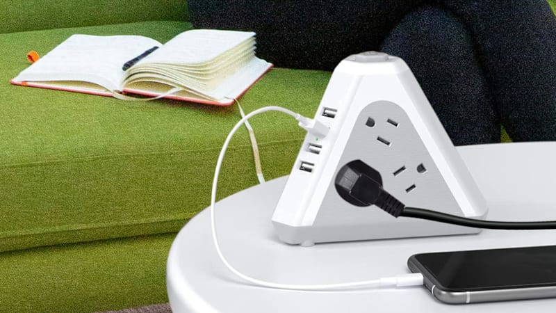 Triangle Port Charger by 3PX