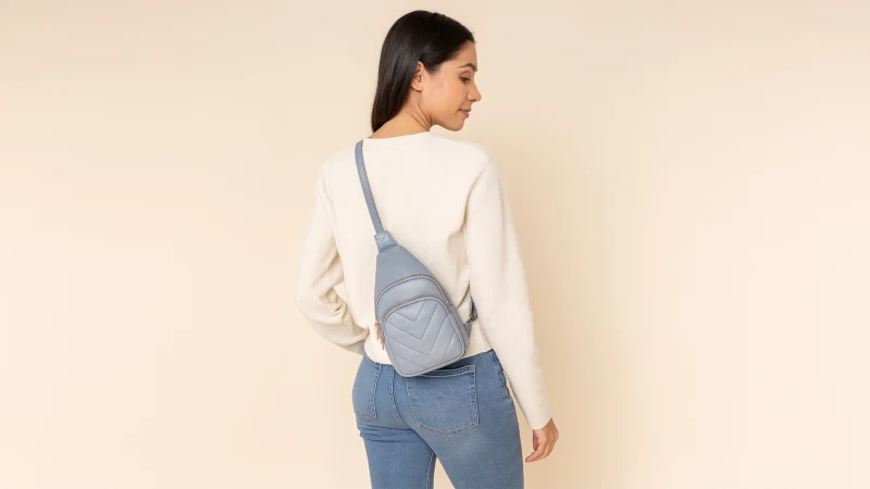 Poppy & Harper Mia Chevron Quilted Sling