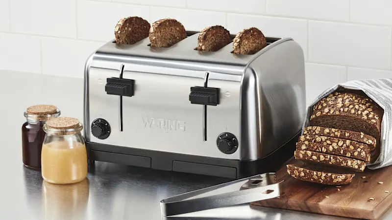 Waring 4-Slot Medium-Duty Commercial Toaster
