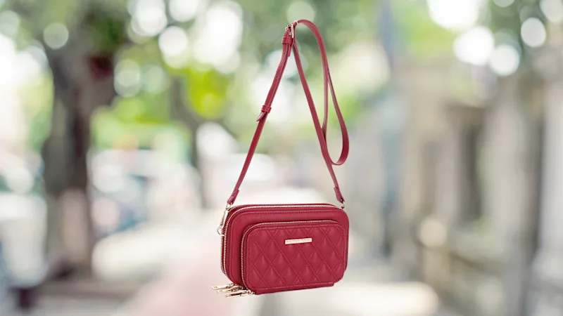 Malibu Skye Cecilia Diamond Quilted Crossbody