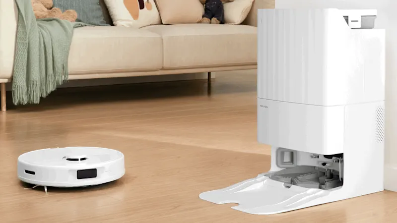 Roborock QX Revo Robot Vacuum with Mop with Multifunctional Dock (Refurbished)