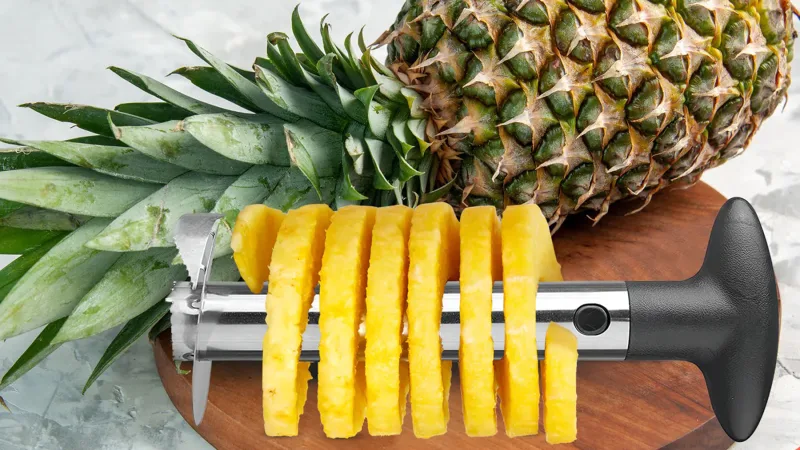 Cheer Collection Stainless Steel Pineapple Corer